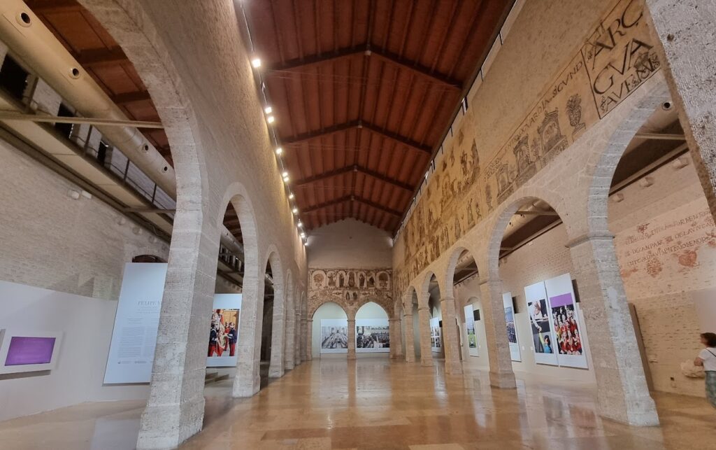 Descubre la historia del Santo Cáliz en el Almudín de Valencia